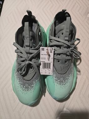 adidas Women's Mint Green and Gray Sneakers